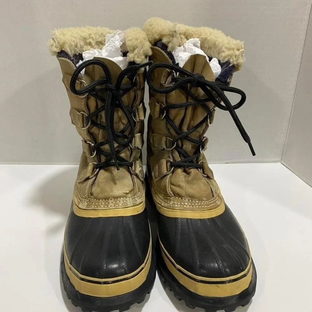 Tan and black Sorel Caribou boots Vtg short men 9. SKU493#winterboots